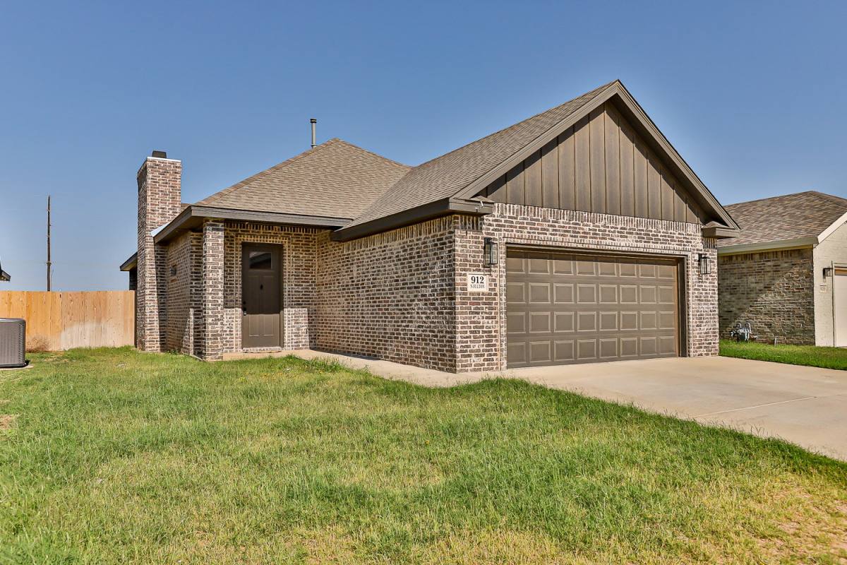 House for rent at 912 N Fulton Ave, Lubbock, TX 79416