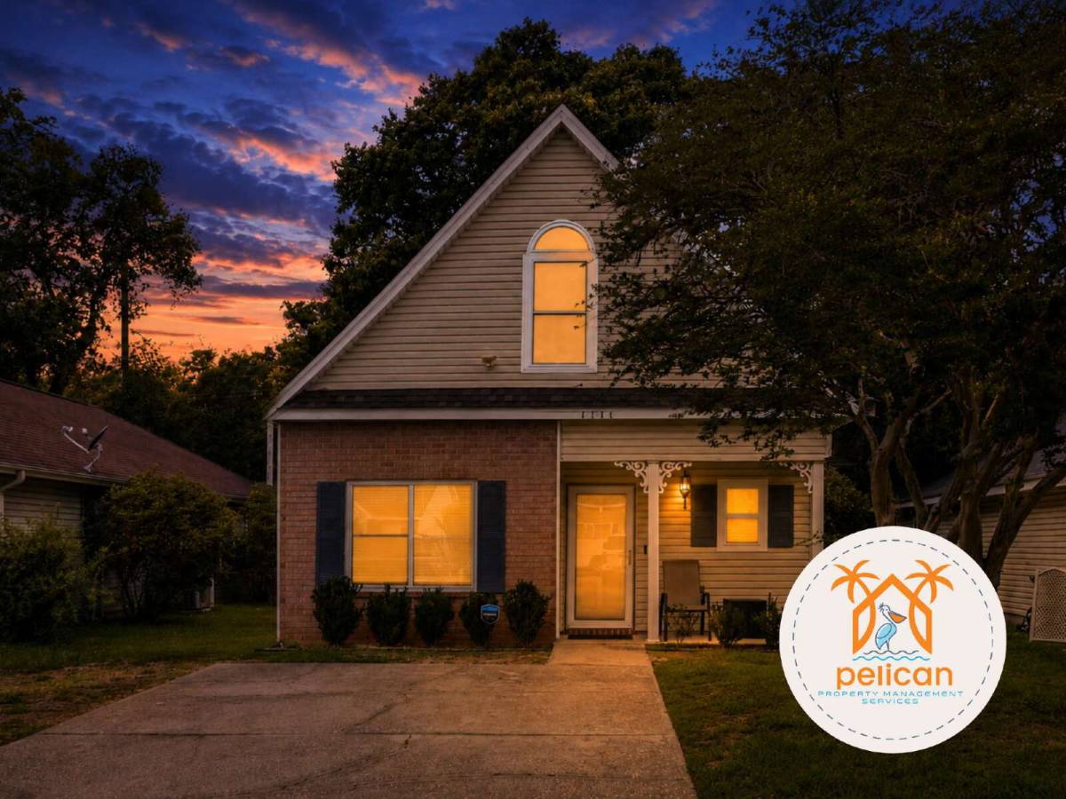 House for rent at 1111 Sweetbriar St, Cantonment, FL 32533