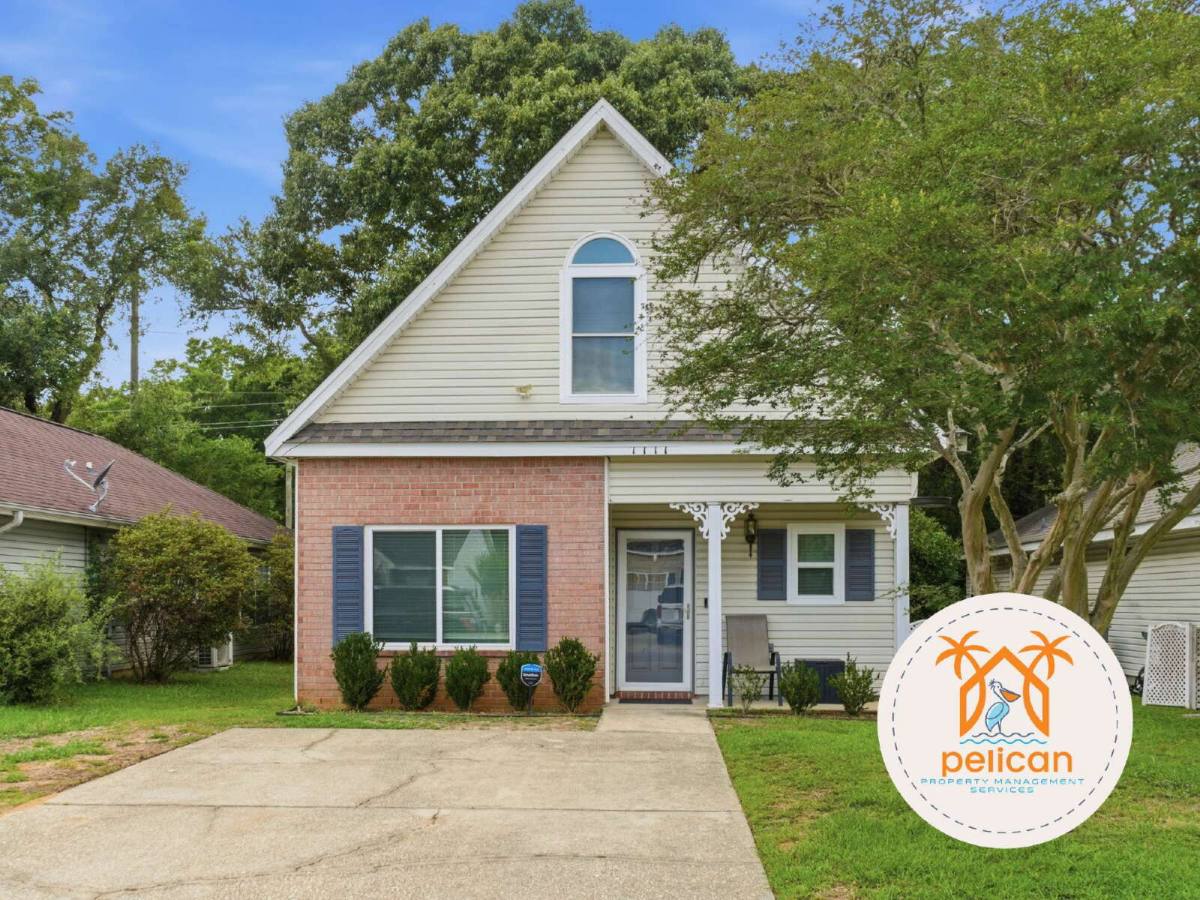 House for rent at 1111 Sweetbriar St, Cantonment, FL 32533