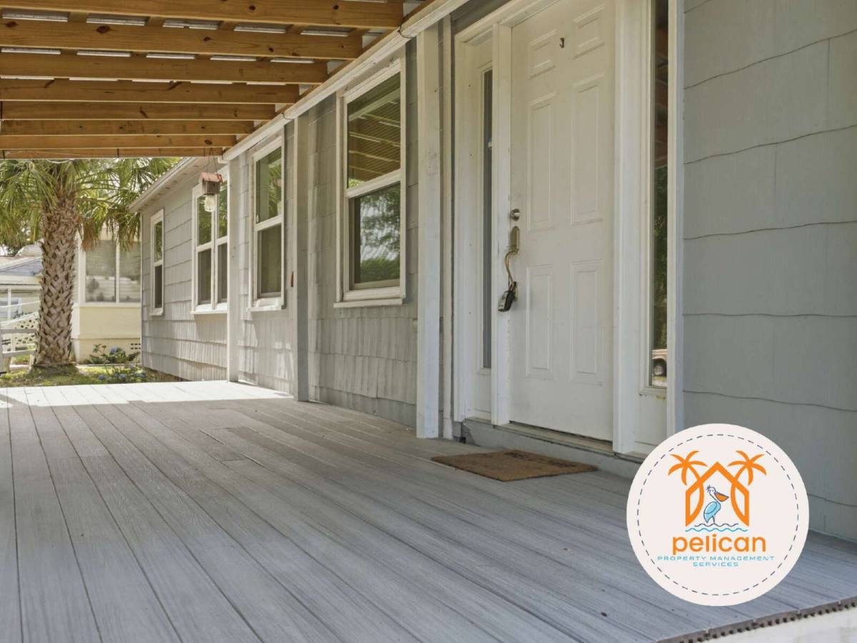 House for rent at 116 SE Gilliland Rd, Pensacola, FL 32507