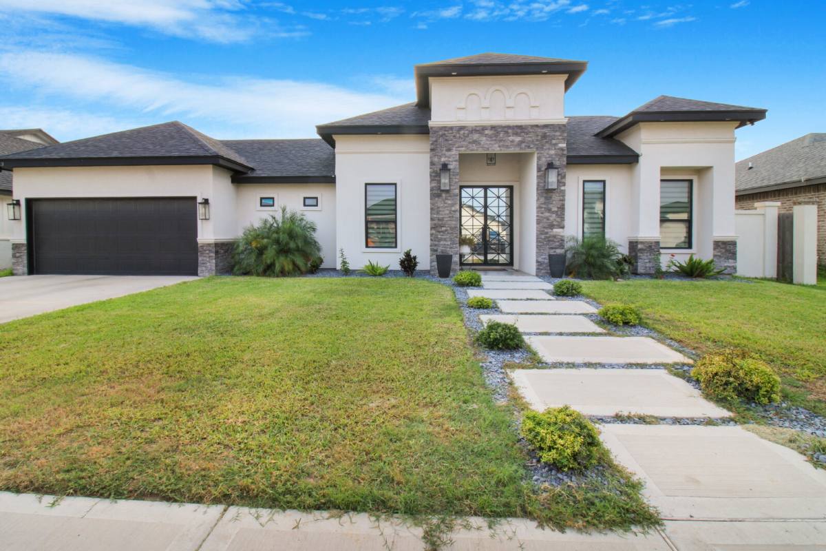 House for rent at 13913 N 35th St, McAllen, TX 78504