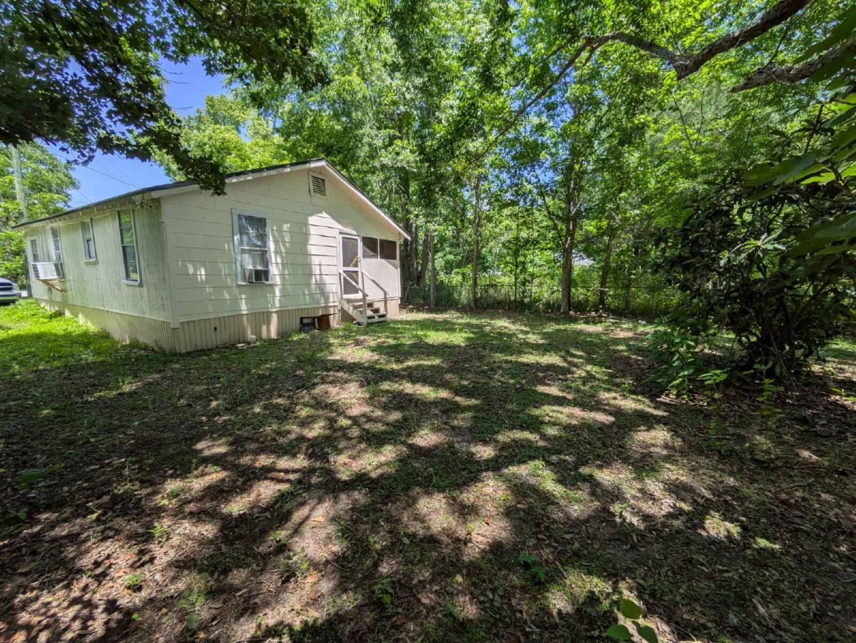 House for rent at 1760 Audubon St, Jacksonville, FL 32208