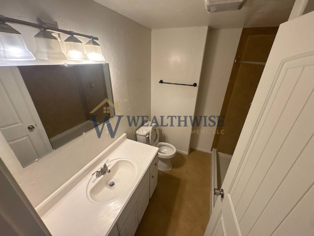 Townhouse for rent at 216 E Waverly St, Tucson, AZ 85705