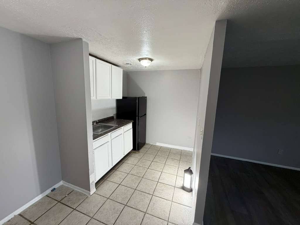 Apartment for rent at 13540 Superior Rd #111, Cleveland, OH 44112