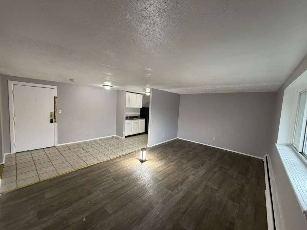 Apartment for rent at 13540 Superior Rd #111, Cleveland, OH 44112