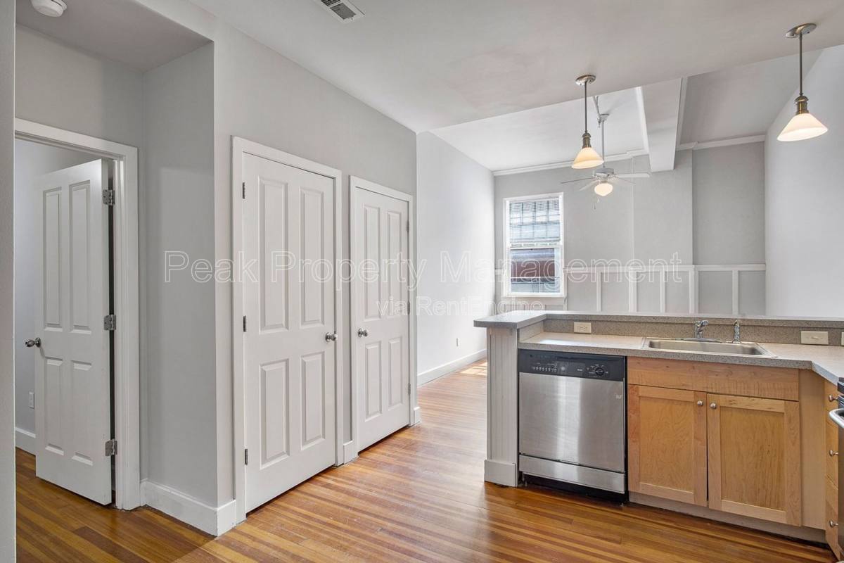 Apartment for rent at 220 E Marshall St, Richmond, VA 23219