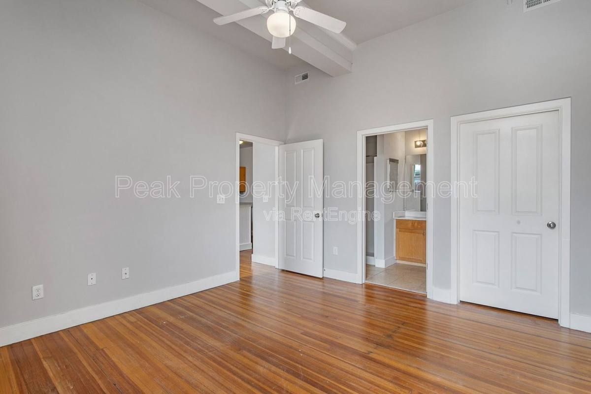 Apartment for rent at 220 E Marshall St, Richmond, VA 23219
