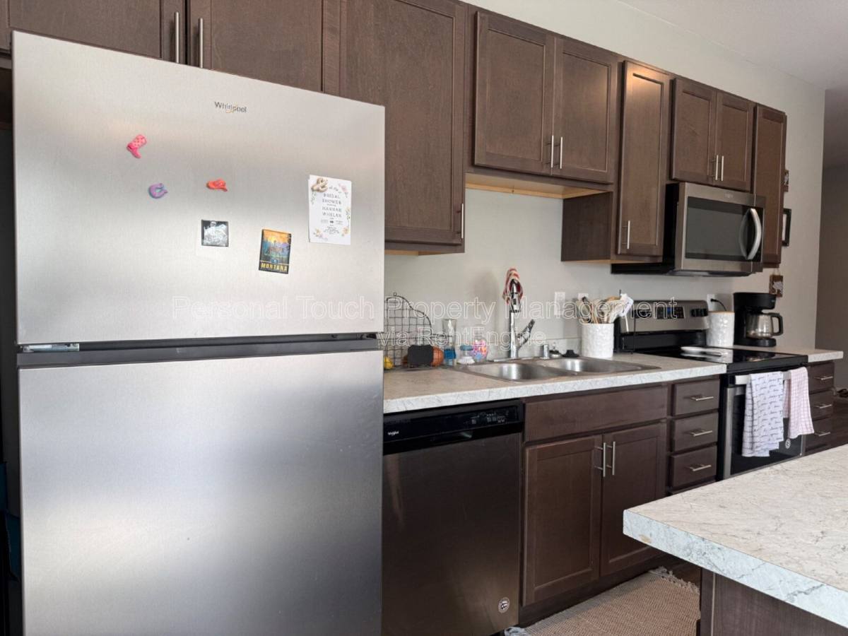 Apartment for rent at 600 8th St S, Moorhead, MN 56560
