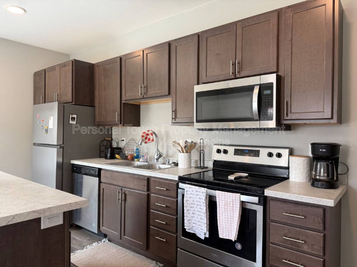 Apartment for rent at 600 8th St S, Moorhead, MN 56560