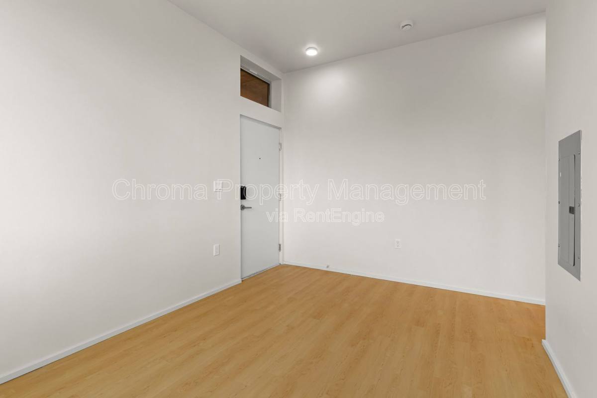 Apartment for rent at 7480 N Delaware Ave, Portland, OR 97217