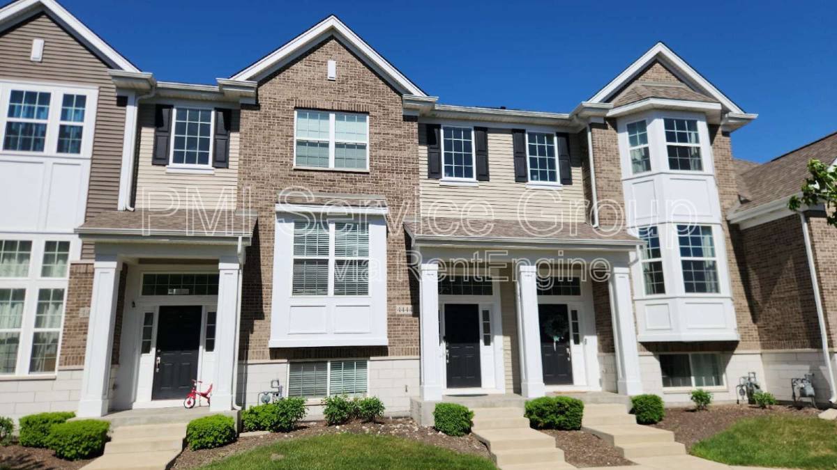 Townhouse for rent at 4444 Monroe Court, Naperville, IL 60564