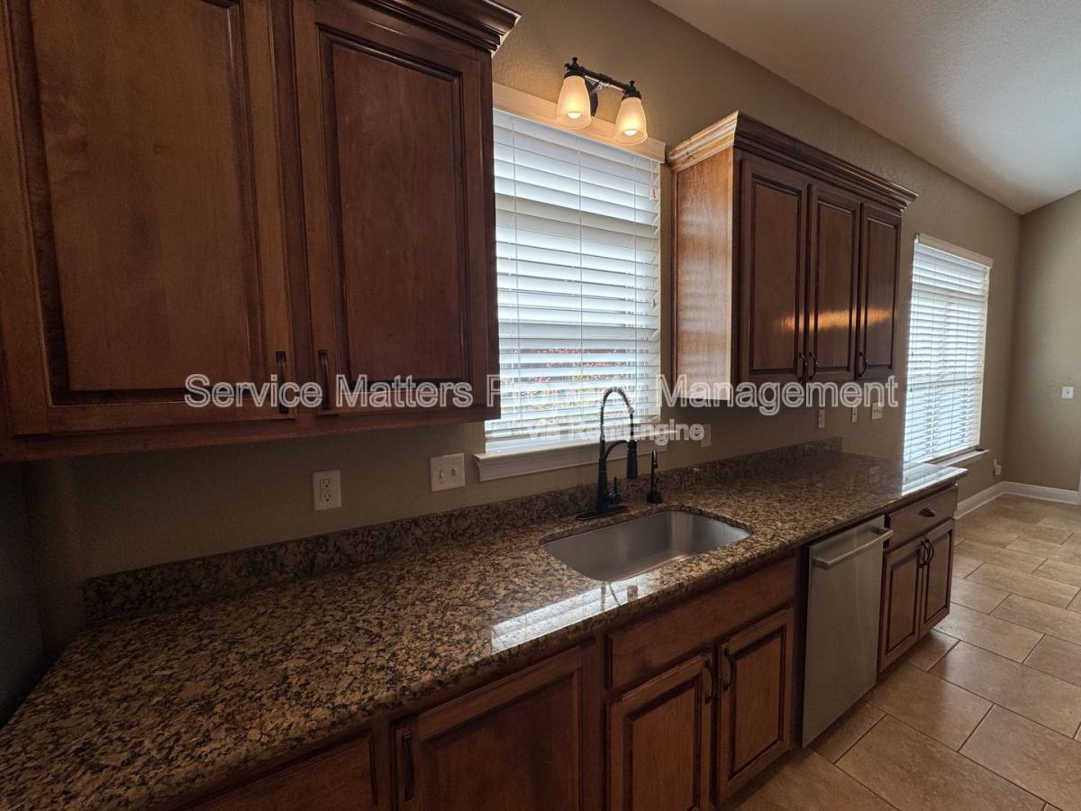 House for rent at 5402 New Abbey Lane, Milton, FL 32583