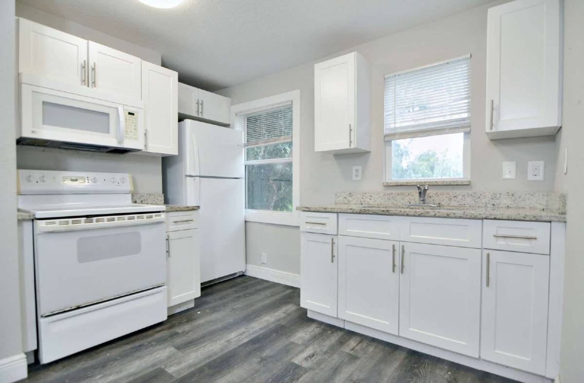Apartment for rent at 912 Hart St #B, Clearwater, FL 33755