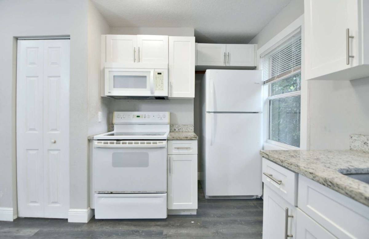 Apartment for rent at 912 Hart St #B, Clearwater, FL 33755