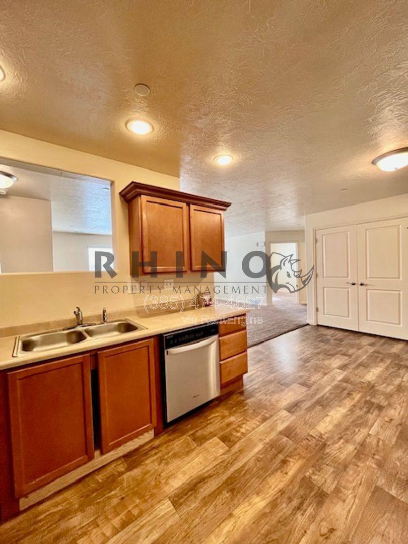 Condo for rent at 6941 Village River Lane #I 01, Midvale, UT 84047