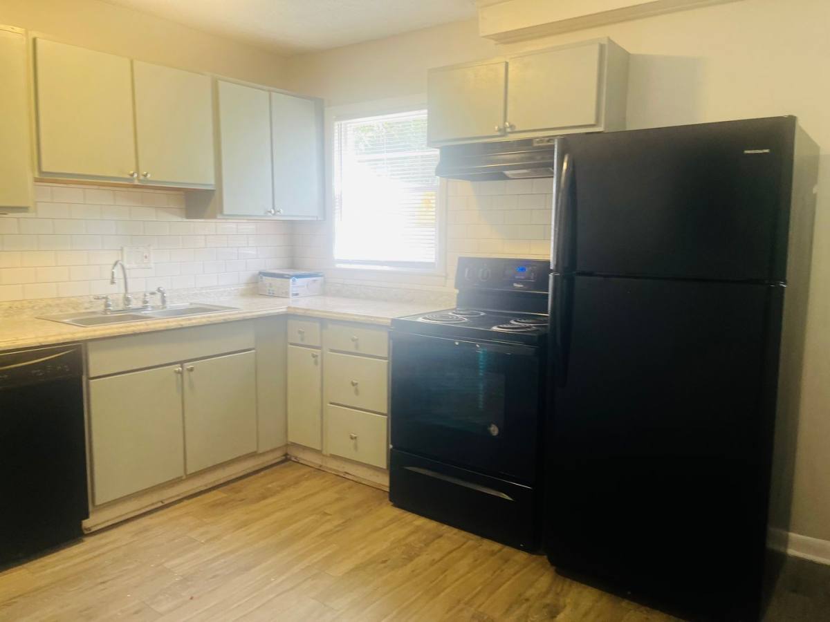 Apartment for rent at 131 Wall St #110, Warner Robins, GA 31088