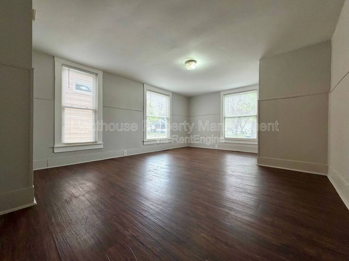 Apartment for rent at 1515 Hoyt St #1, Muskegon, MI 49442