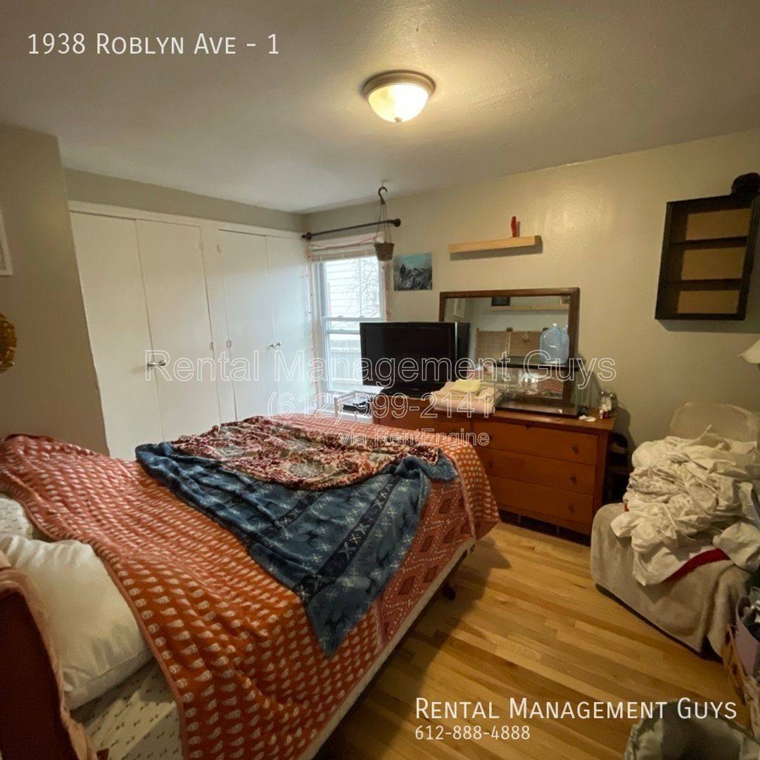 Apartment for rent at 1938 Roblyn Ave #1, Saint Paul, MN 55104