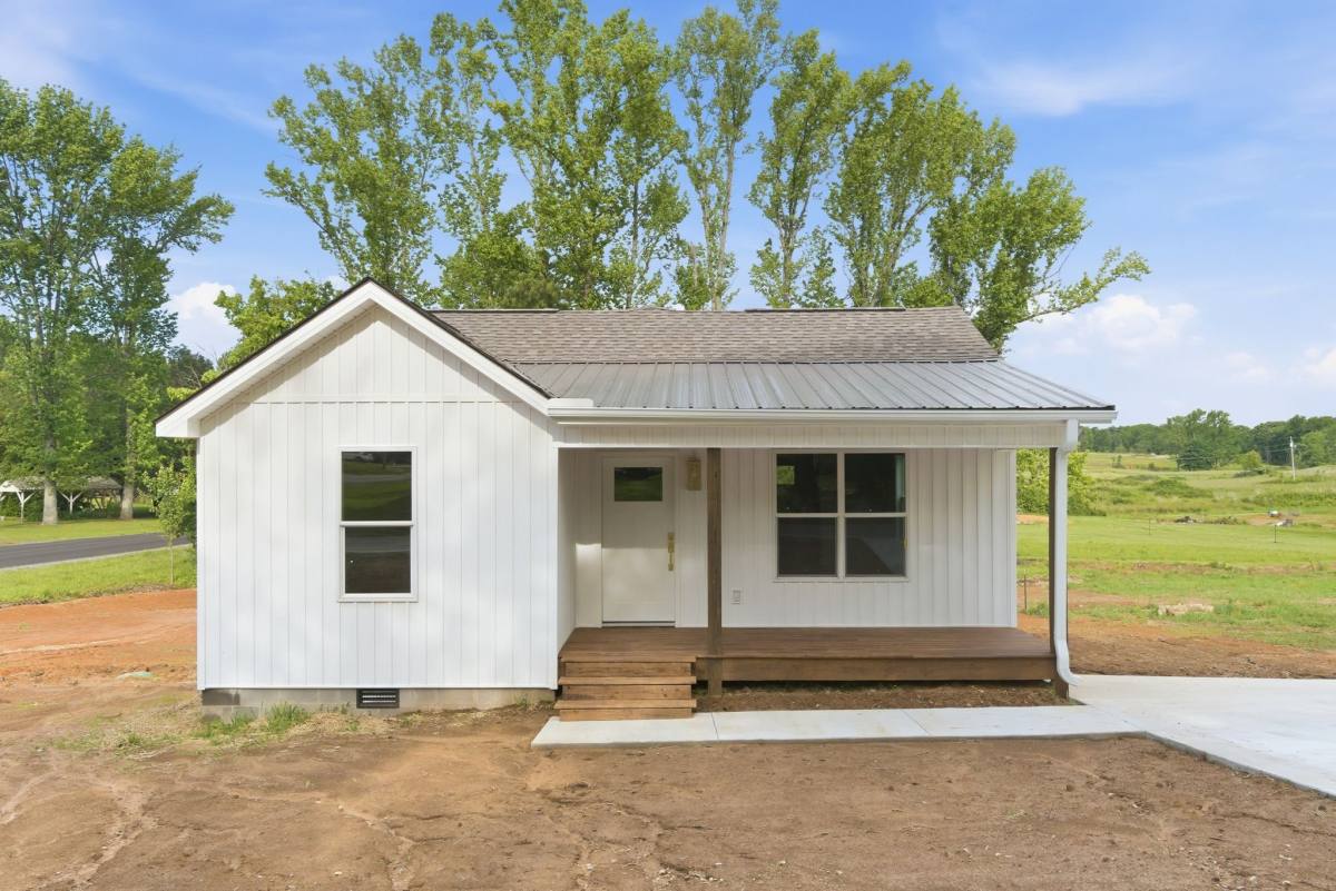 House for rent at 2253 Old Union Rd, Grant, AL 35747