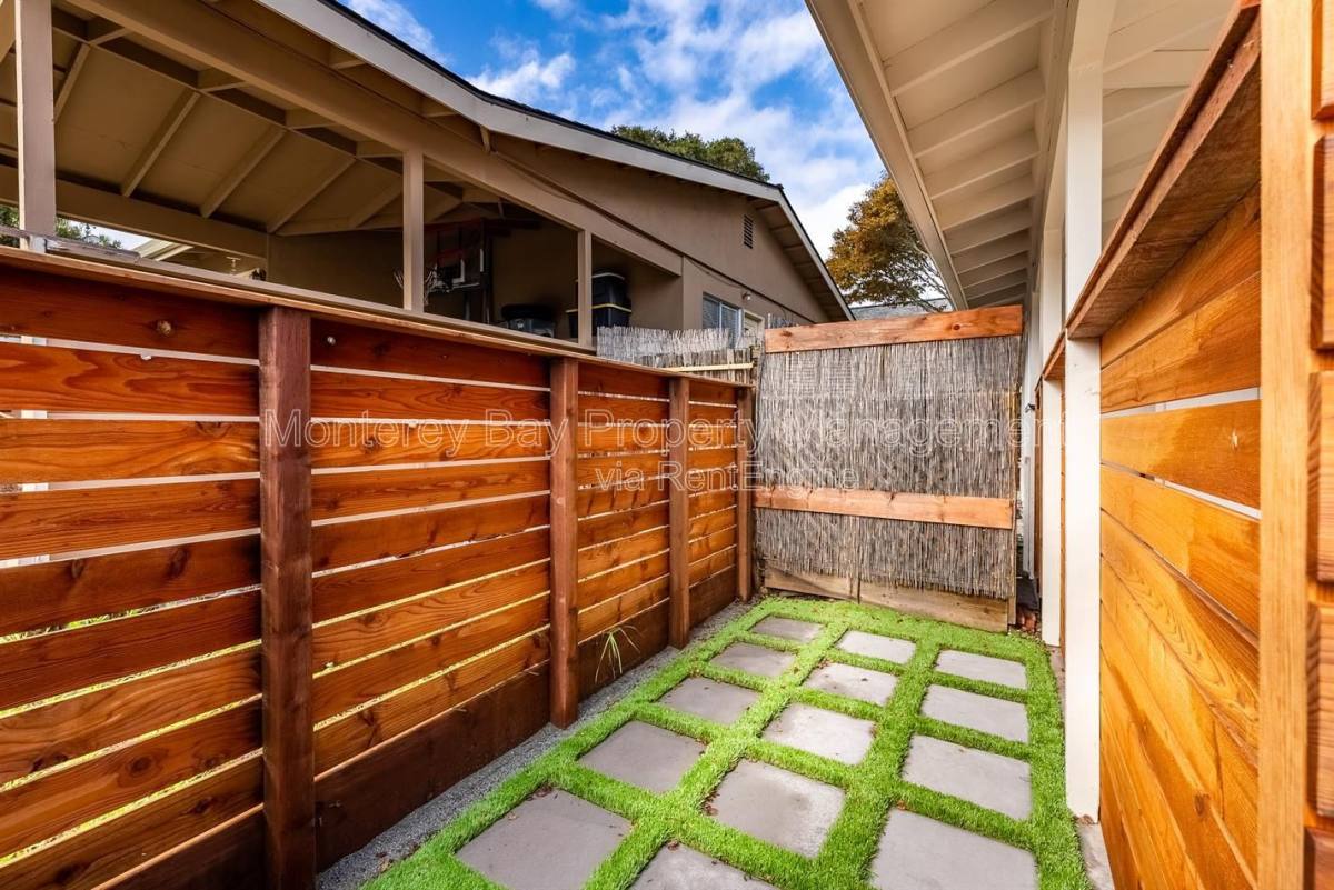 Apartment for rent at 226 Park St, Pacific Grove, CA 93950