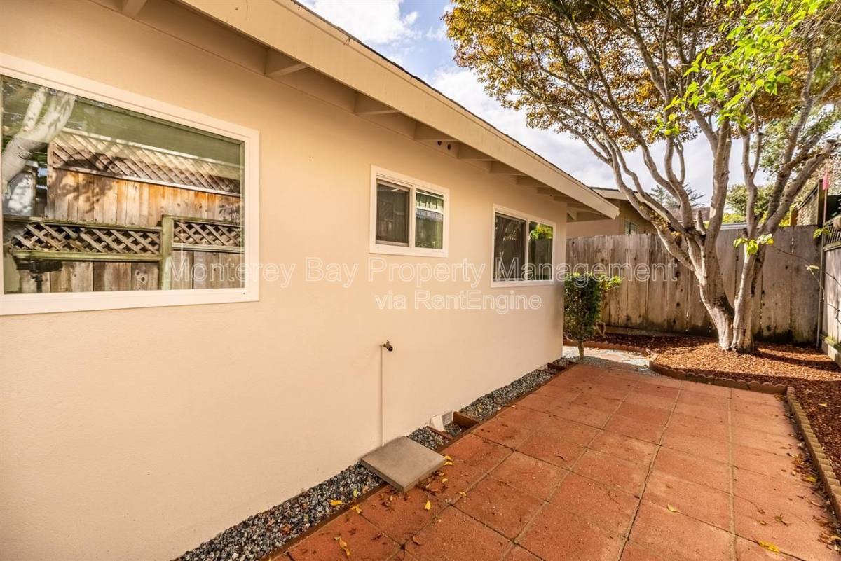 Apartment for rent at 226 Park St, Pacific Grove, CA 93950