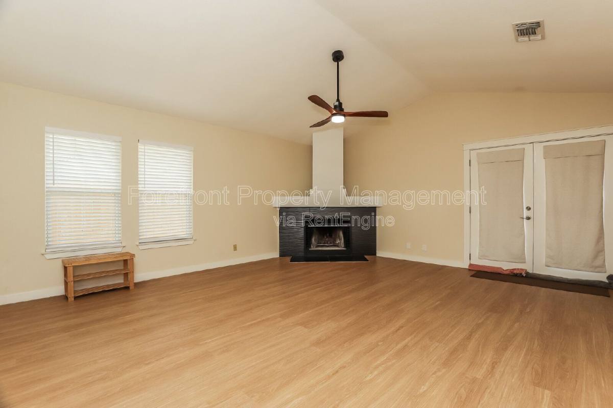 House for rent at 362 Cypressway Dr, San Antonio, TX 78245