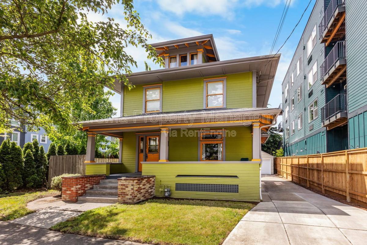 House for rent at 6933 N Interstate Ave, Portland, OR 97217