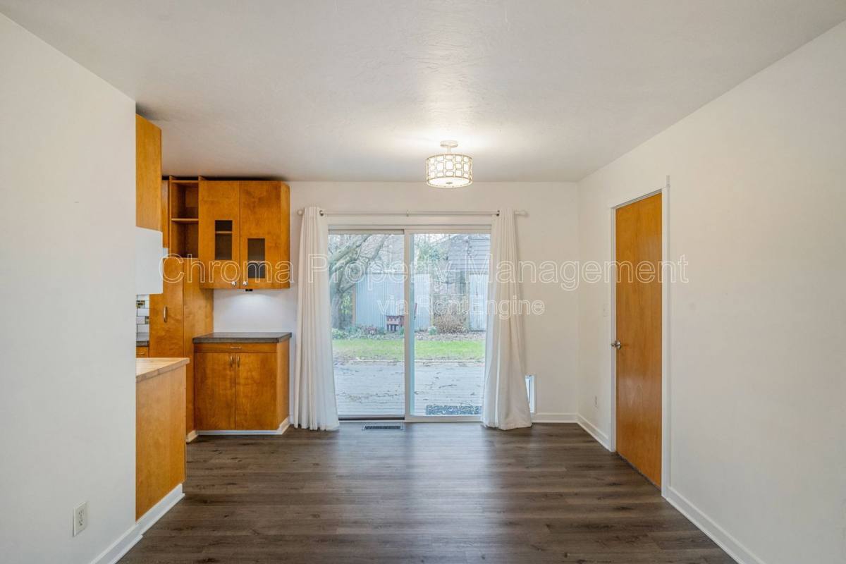 Apartment for rent at 8715 N Washburne Ave #A, Portland, OR 97217