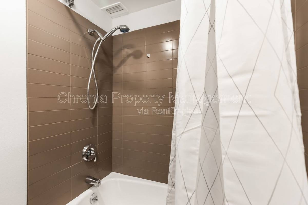 Condo for rent at 111 SW Harrison St #3E, Portland, OR 97201