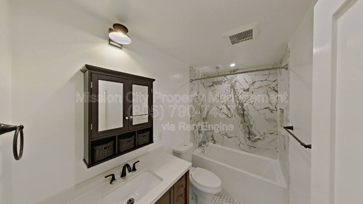 Apartment for rent at 250 Ash Ave #C, Carpinteria, CA 93013