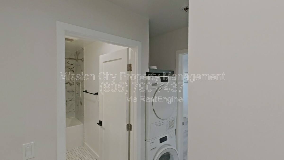 Apartment for rent at 250 Ash Ave #C, Carpinteria, CA 93013