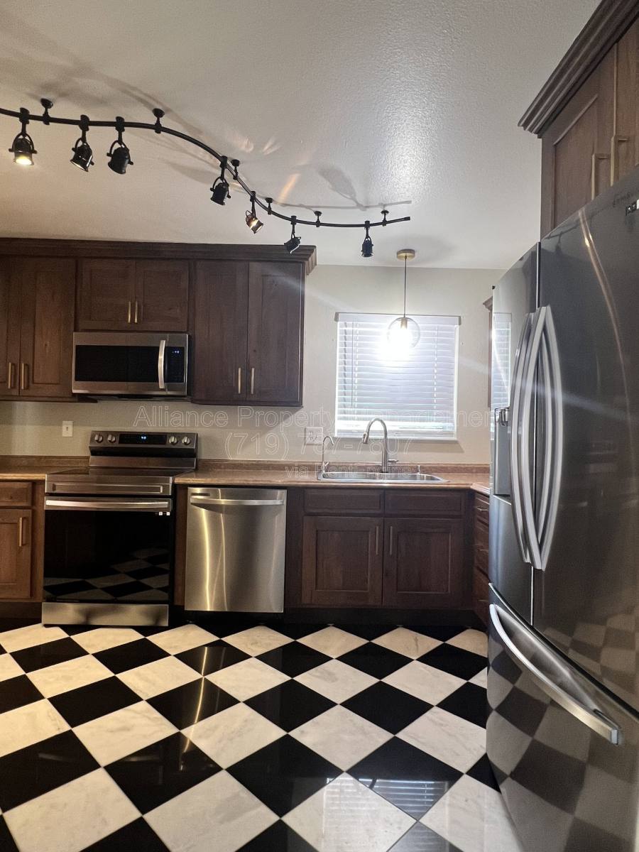 Apartment for rent at 514 Catalina Dr, Colorado Springs, CO 80906