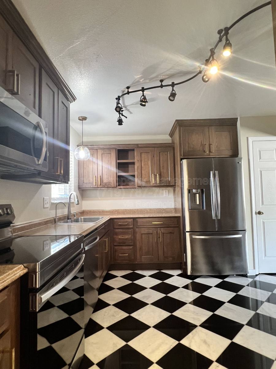 Apartment for rent at 514 Catalina Dr, Colorado Springs, CO 80906