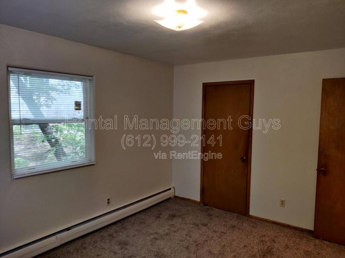 Apartment for rent at 435 Front Ave #7, Saint Paul, MN 55117