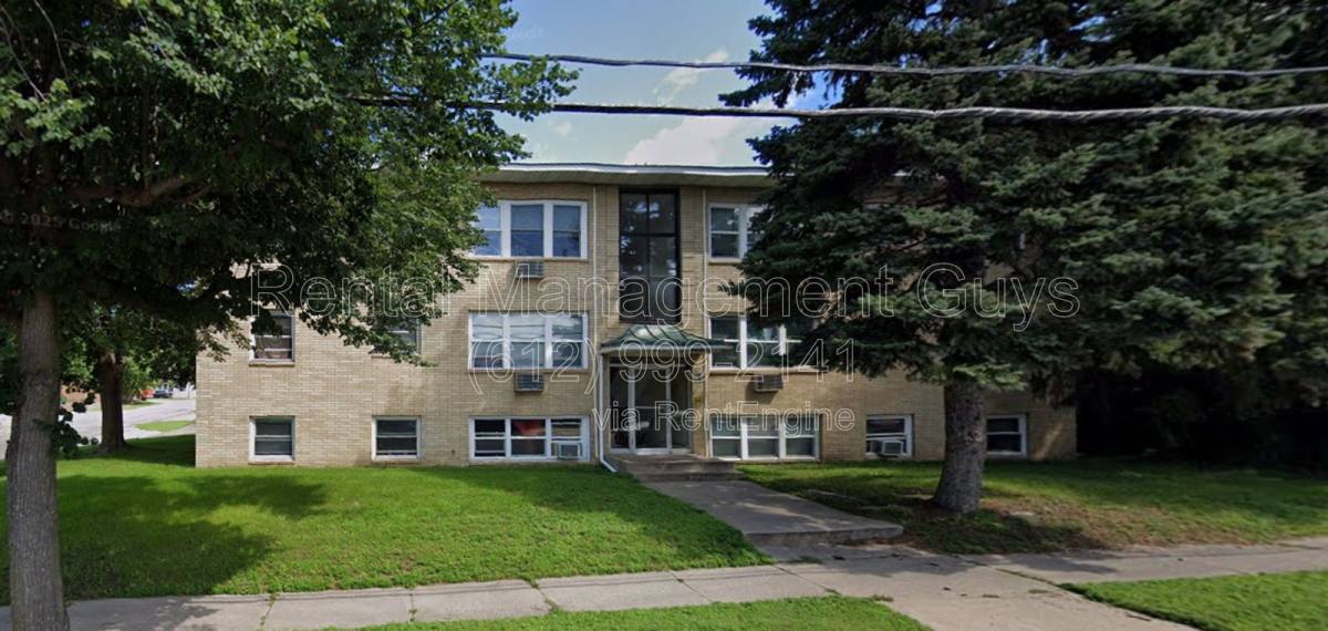 Apartment for rent at 435 Front Ave #7, Saint Paul, MN 55117