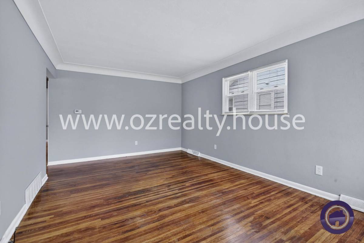 House for rent at 1510 Watova Rd, Toledo, OH 43614