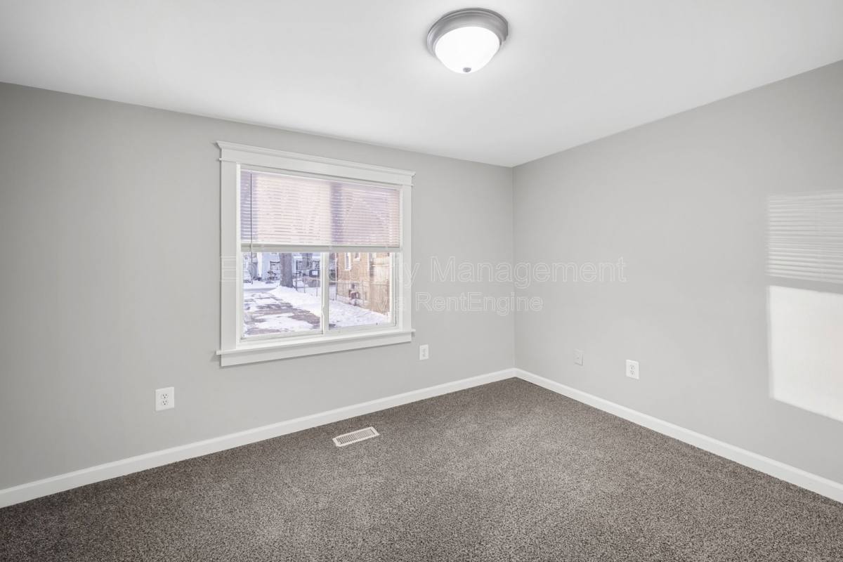 House for rent at 21930 Elroy Ave, Warren, MI 48089