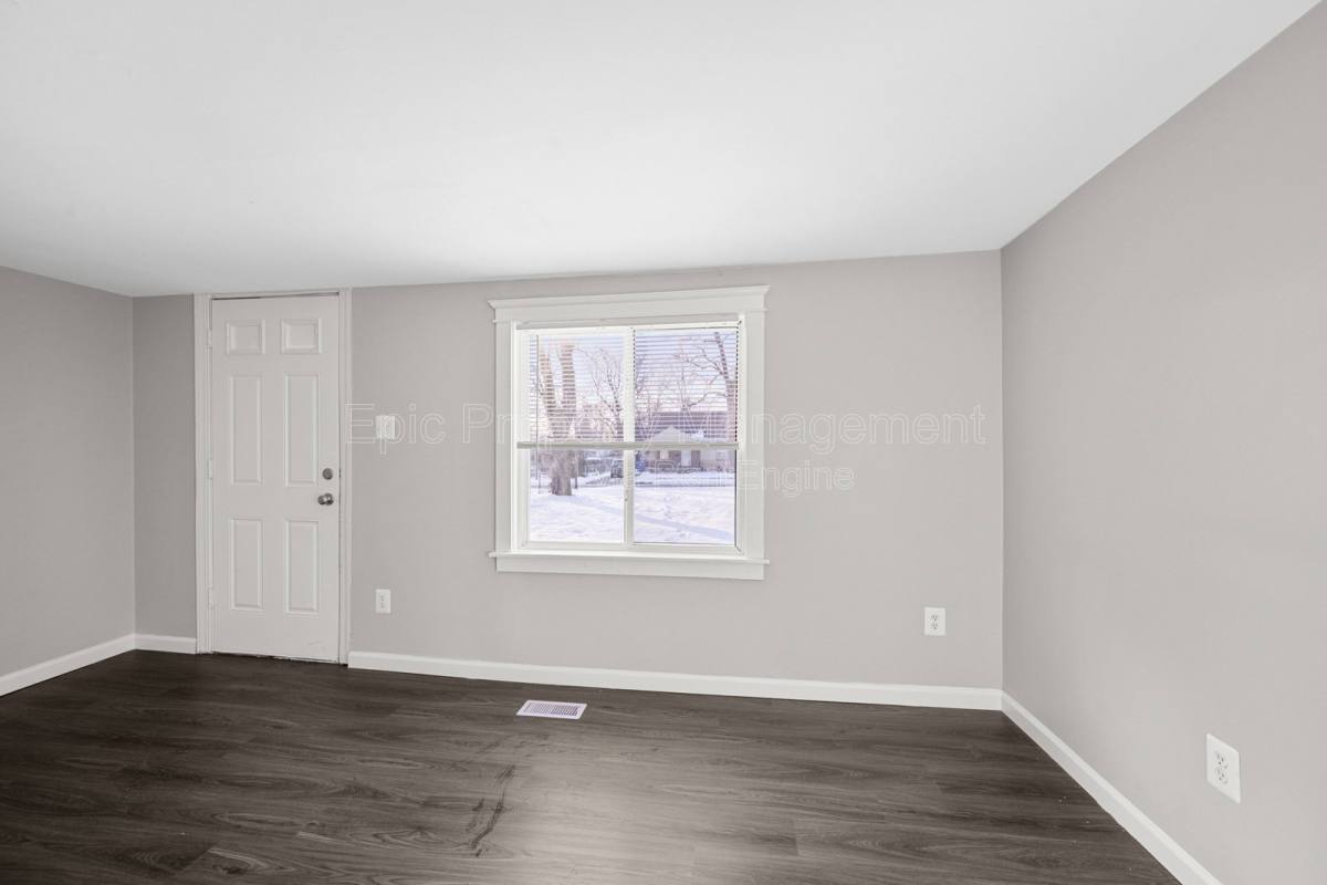 House for rent at 21930 Elroy Ave, Warren, MI 48089
