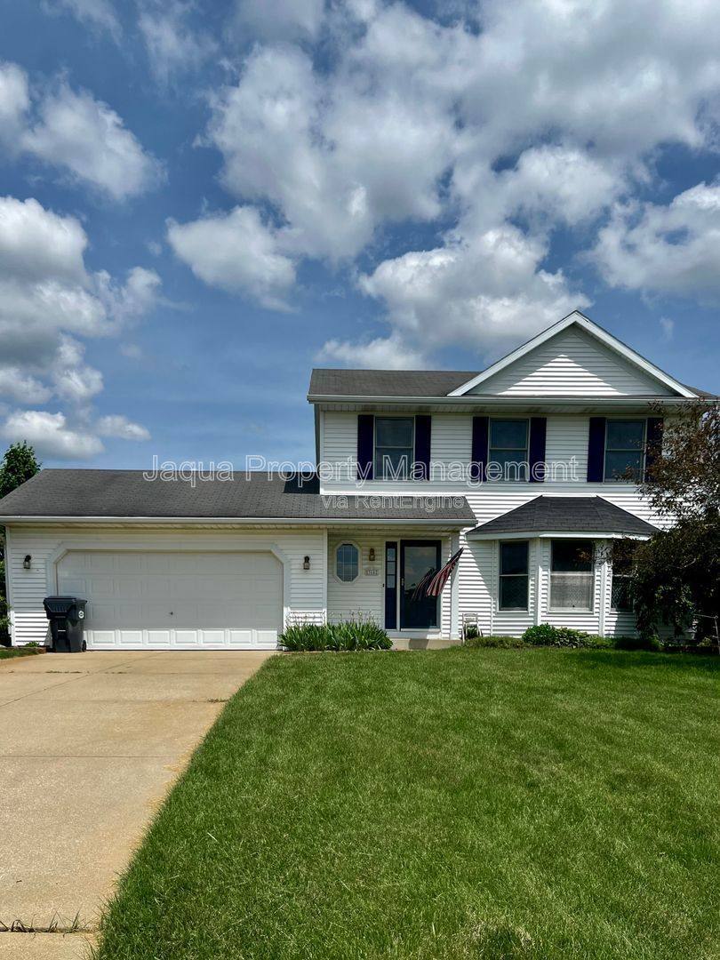 House for rent at 53641 Rolling Meadow Blvd, Paw Paw, MI 49079