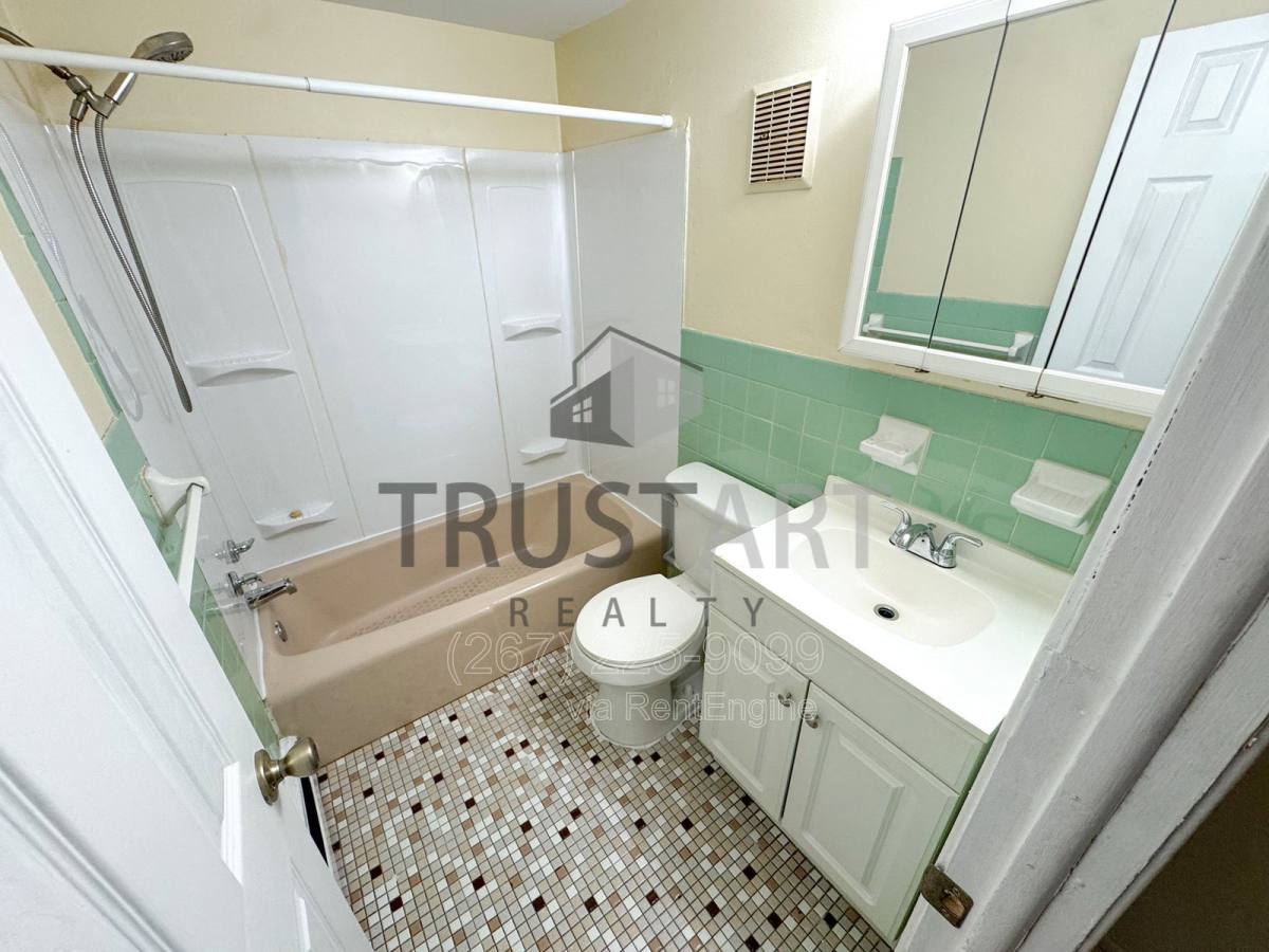 Apartment for rent at 6020 Hegerman St #1, Philadelphia, PA 19135