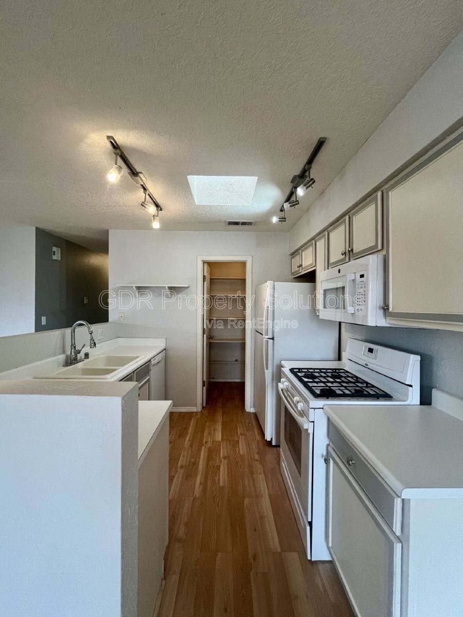 Apartment for rent at 4801 Irving Blvd NW #2504, Albuquerque, NM 87114