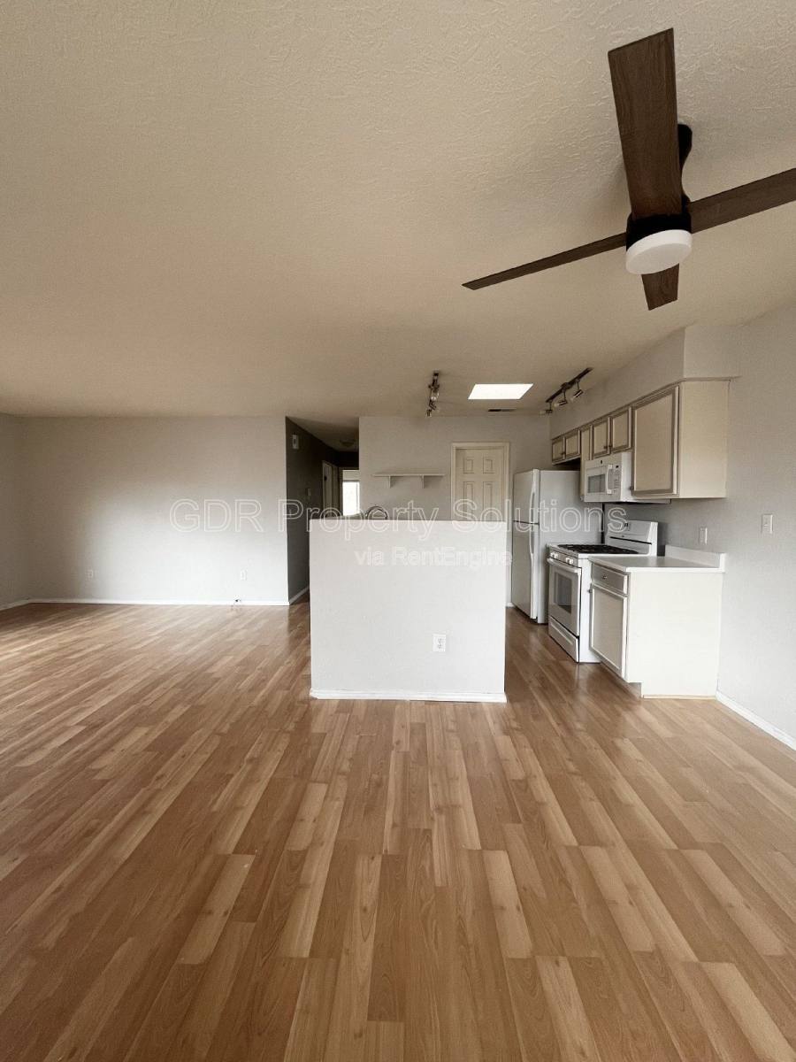 Apartment for rent at 4801 Irving Blvd NW #2504, Albuquerque, NM 87114