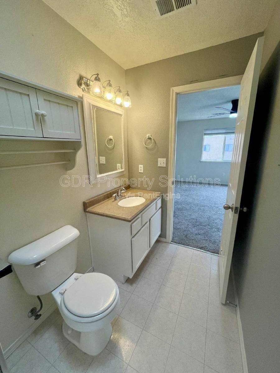Apartment for rent at 4801 Irving Blvd NW #2504, Albuquerque, NM 87114
