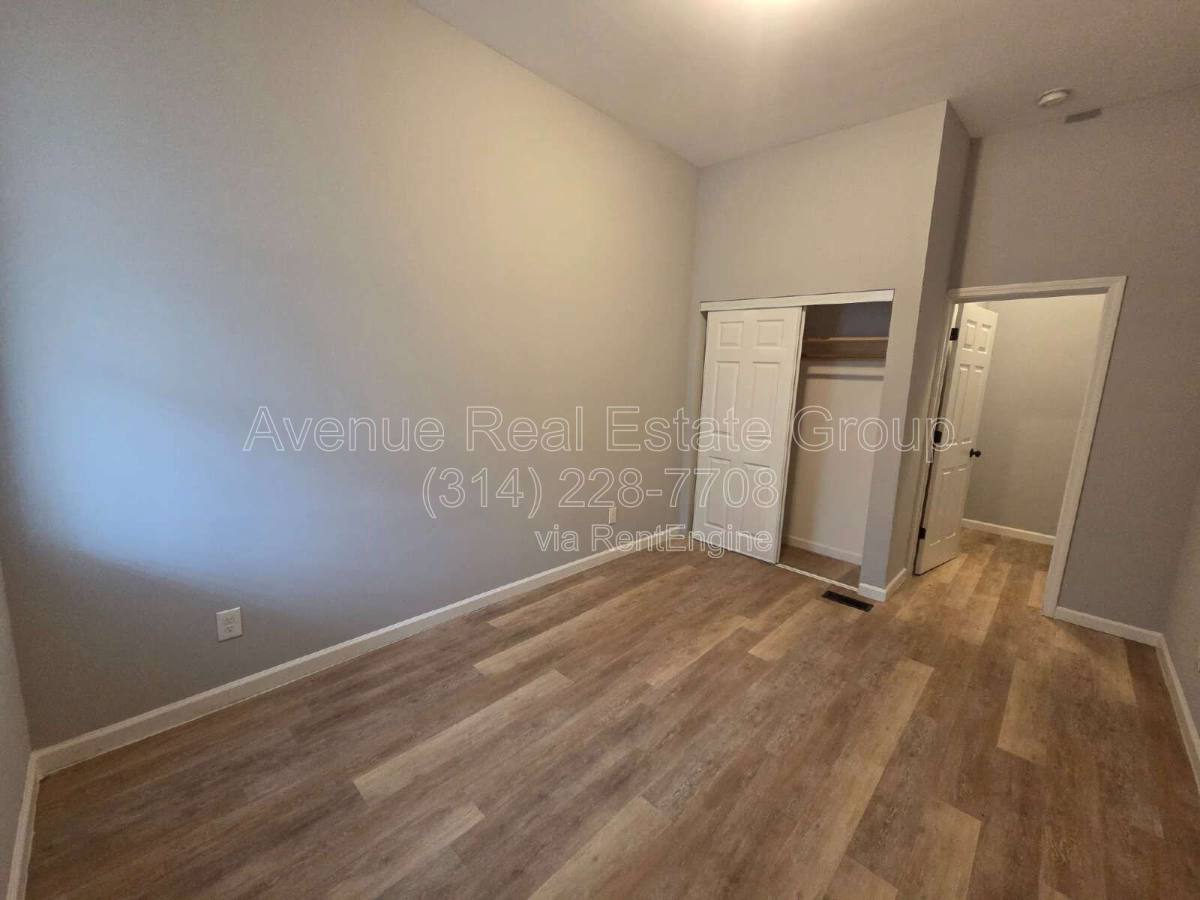 Apartment for rent at 5040 Lotus Ave #1W, Saint Louis, MO 63113