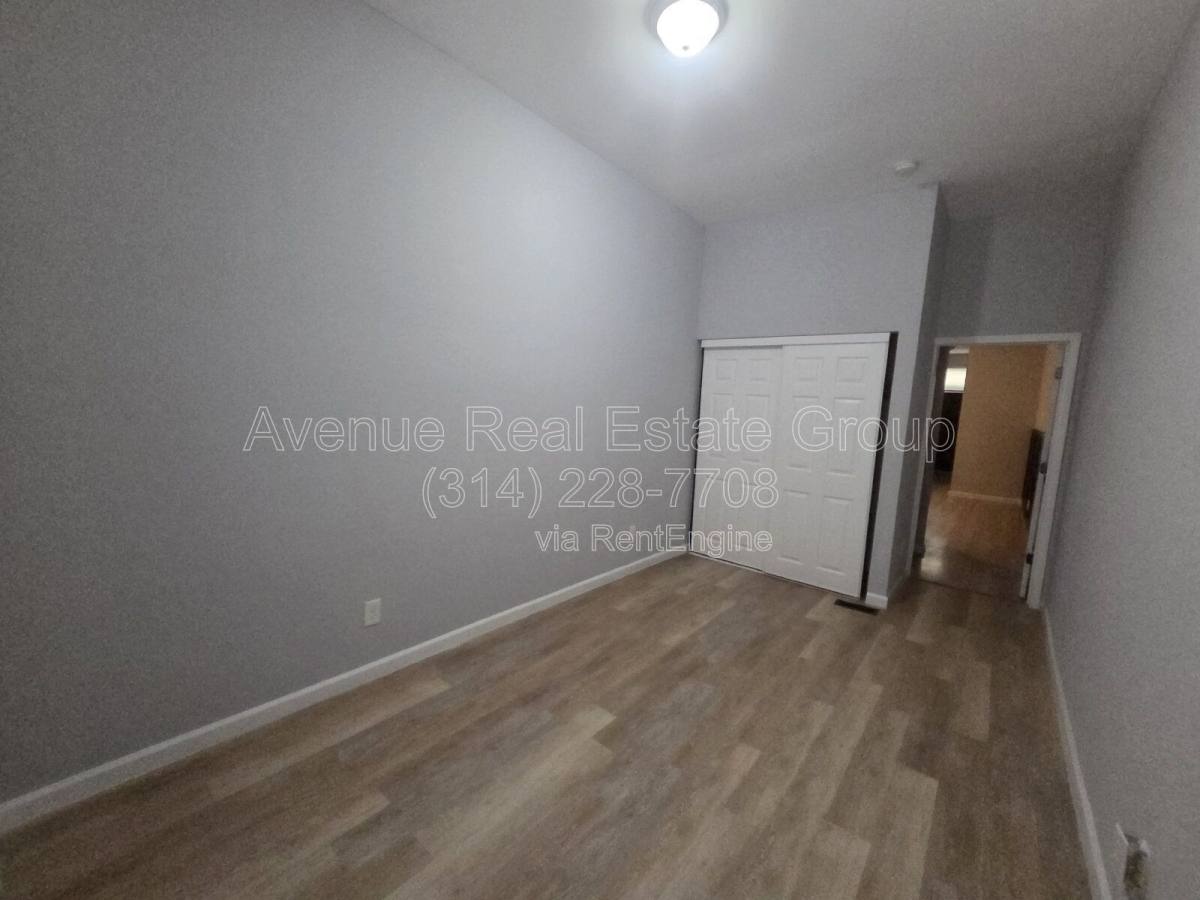 Apartment for rent at 5040 Lotus Ave #1W, Saint Louis, MO 63113