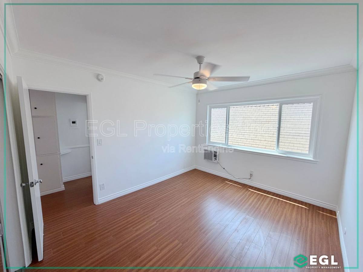 Apartment for rent at 1032 N Gardner St #17, Los Angeles, CA 90046