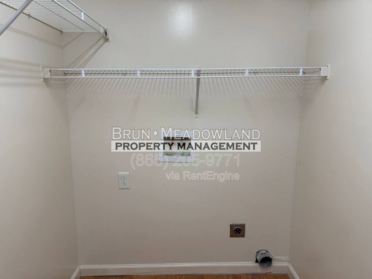 Apartment for rent at 1825 Meadowland Lane E, Louisville, TN 37777