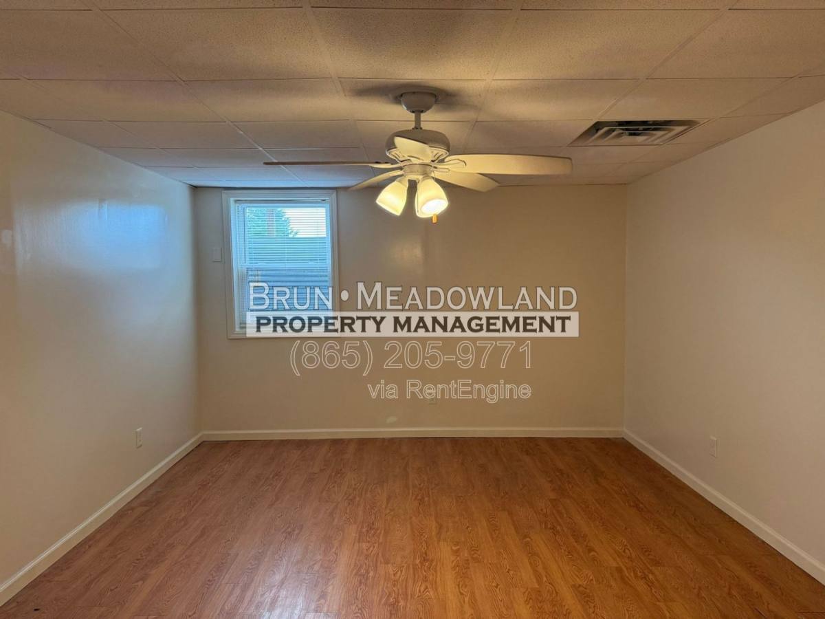 Apartment for rent at 1825 Meadowland Lane E, Louisville, TN 37777