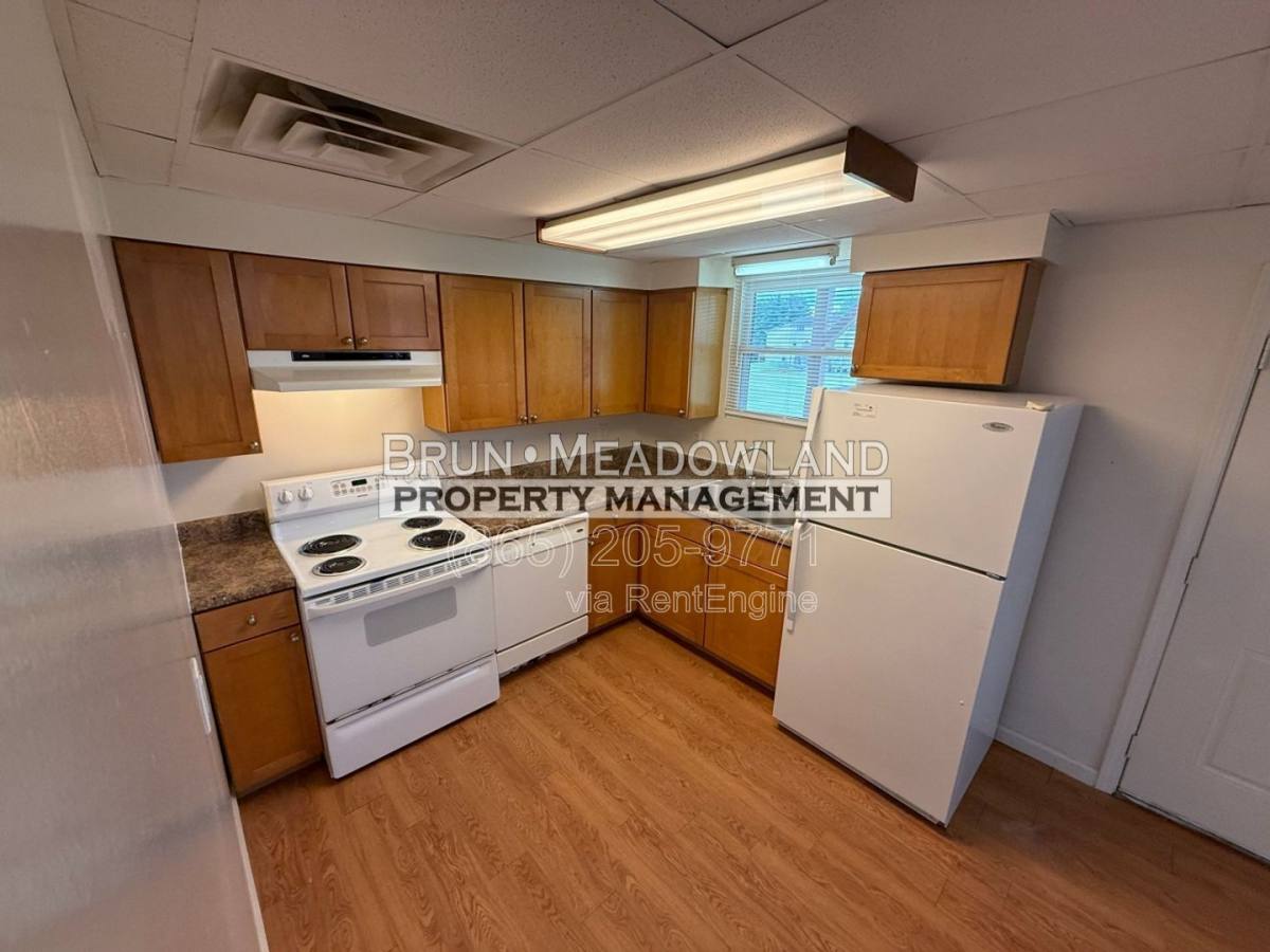 Apartment for rent at 1825 Meadowland Lane E, Louisville, TN 37777