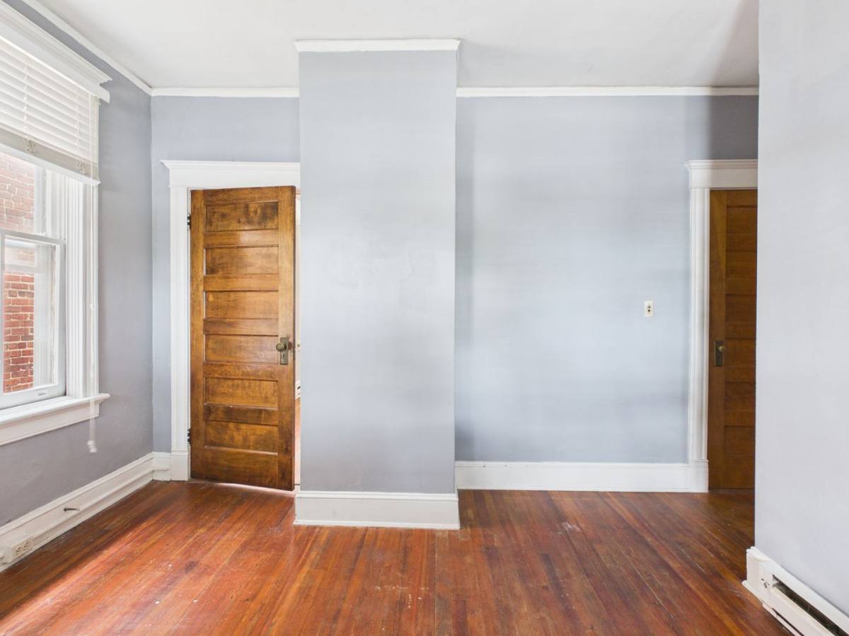 Apartment for rent at 19 S Arthur Ashe Blvd #3, Richmond, VA 23220